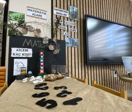 Galeri 31 Özel Bağcılar Beş Renk Anaokulu sınıf içi etkinlik alanı
