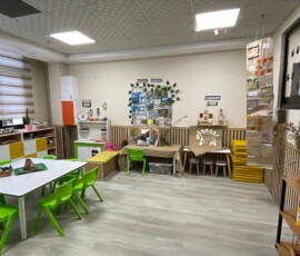Galeri 11 Özel Bağcılar Beş Renk Anaokulu sınıf içi duyusal etkinlik köşesi